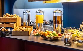 Aparthotel Adagio Edinburgh Royal Mile